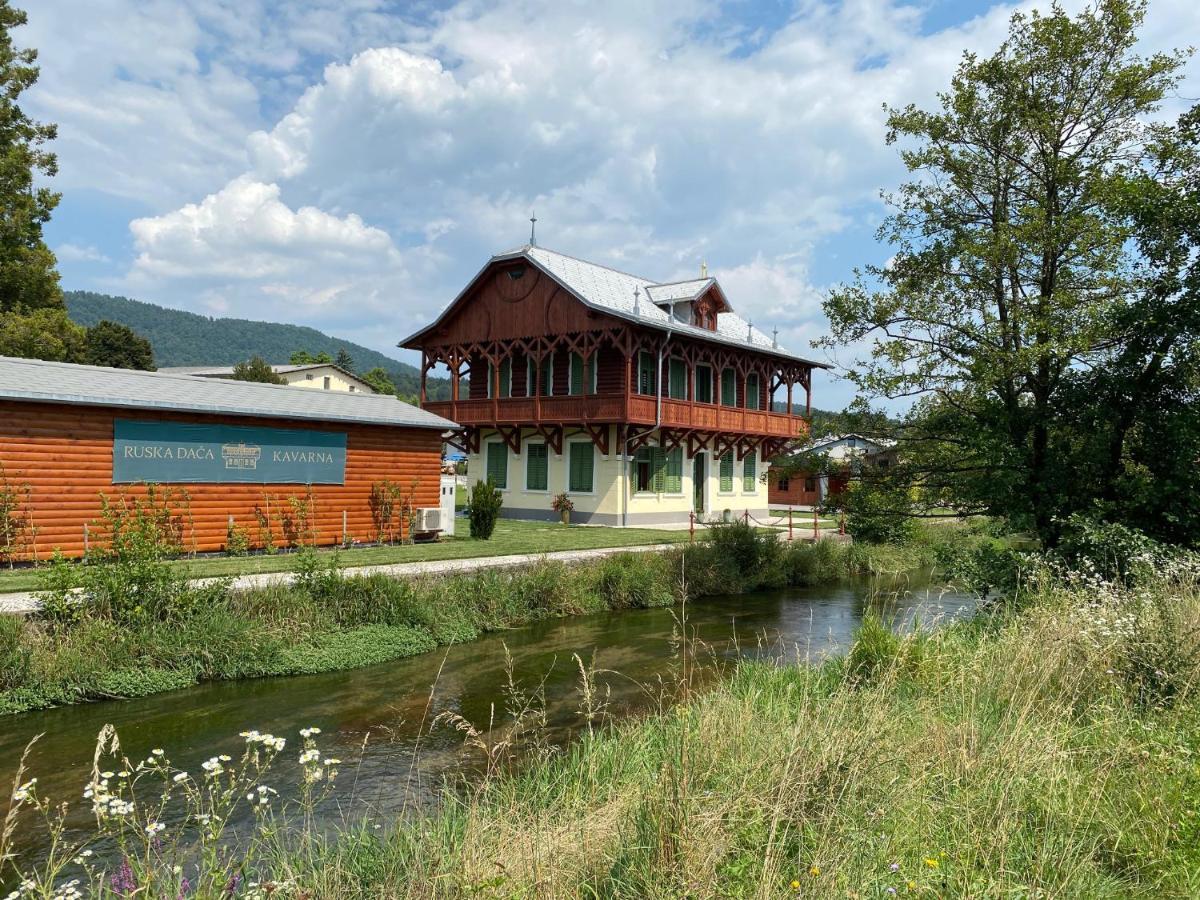 Villa Ruska Daca Λιουμπλιάνα Εξωτερικό φωτογραφία